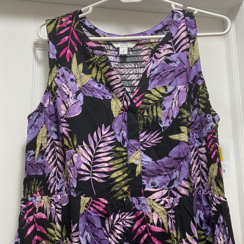 Colorful Dress - Picture 2 of 8